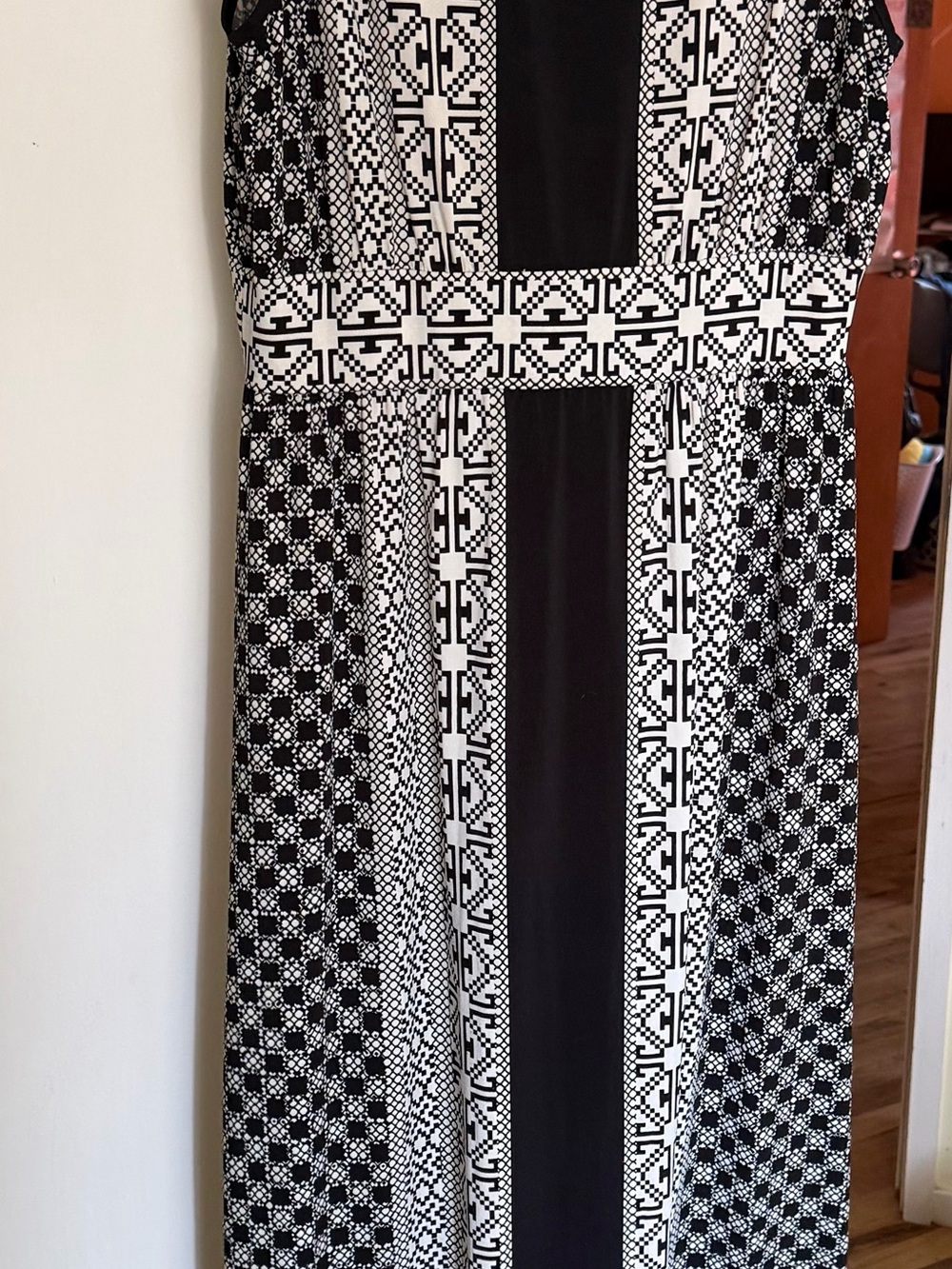 Max Studio Black and White Geometric Maxi Dress